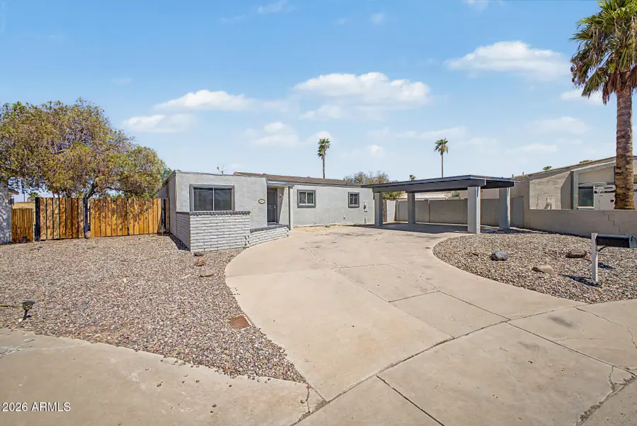 10526 W Devonshire Avenue, Phoenix, AZ 85037 - #2