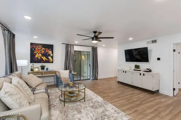 5209 N 24th Street #104, Phoenix, AZ 85016