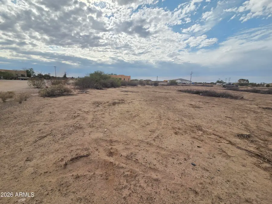 336 W Broadway Road #M, Tonopah, AZ 85354 - #2
