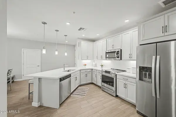 2511 W Queen Creek Road #213, Chandler, AZ 85248