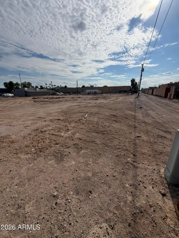 - N 6th Street #12, Avondale, AZ 85323