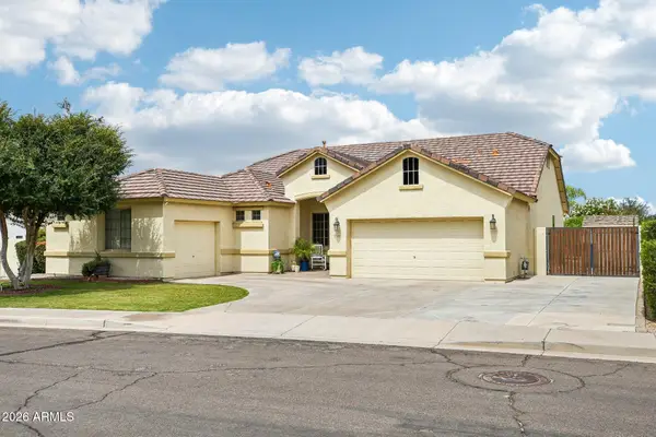 2801 E Lindrick Drive, Chandler, AZ 85249
