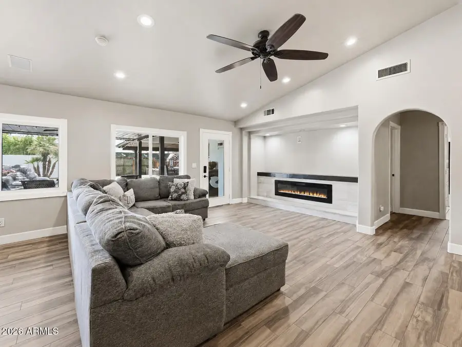 2560 N Lindsay Road #40, Mesa, AZ 85213 - #2