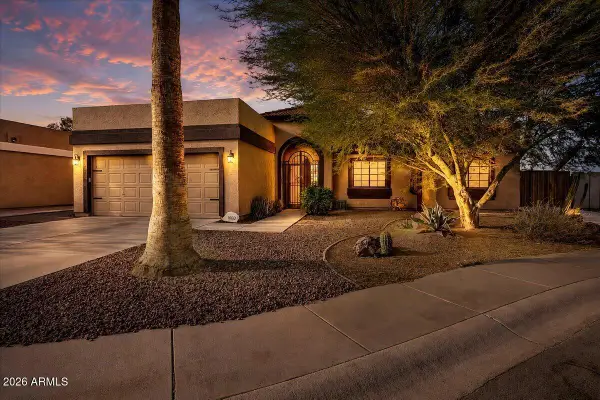 1660 E Whitten Street, Chandler, AZ 85225
