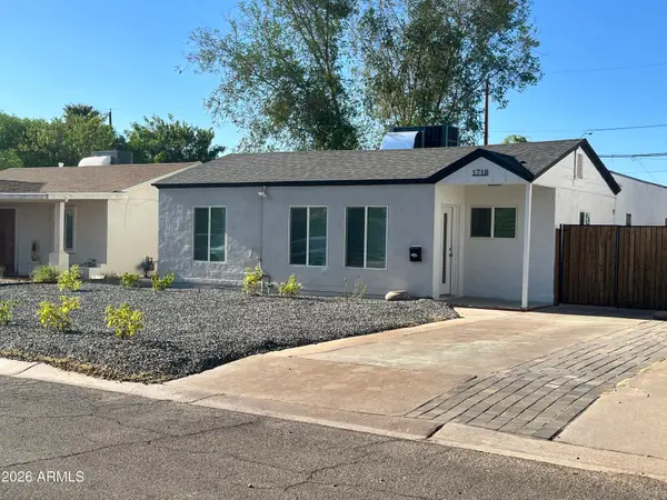 1718 E Glenrosa Avenue, Phoenix, AZ 85016
