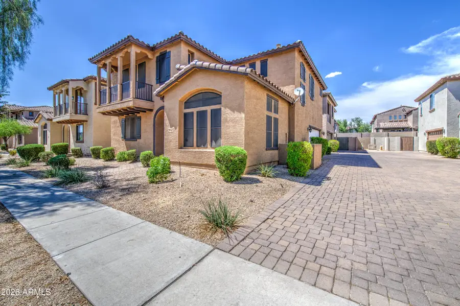 2404 W Dusty Wren Drive, Phoenix, AZ 85085 - #3