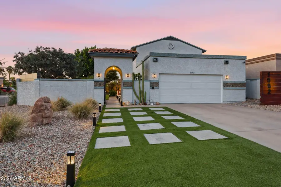 1502 E Wescott Drive, Phoenix, AZ 85024 - #2