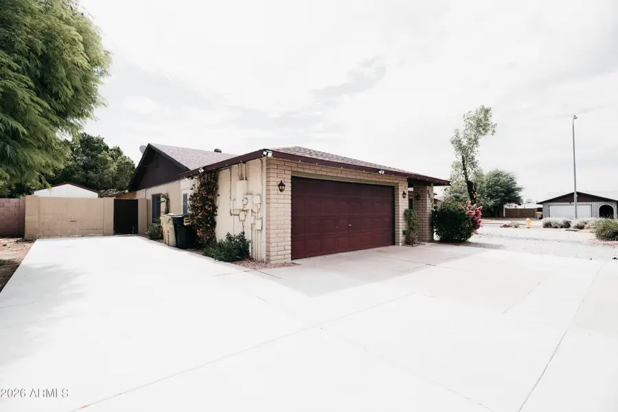 9801 N 49th Lane, Glendale, AZ 85302 - #2