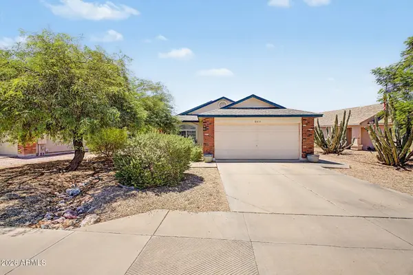8833 E Dallas Street, Mesa, AZ 85207