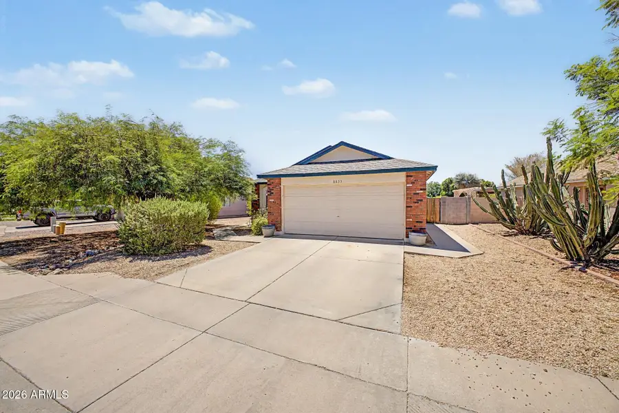 8833 E Dallas Street, Mesa, AZ 85207 - #2