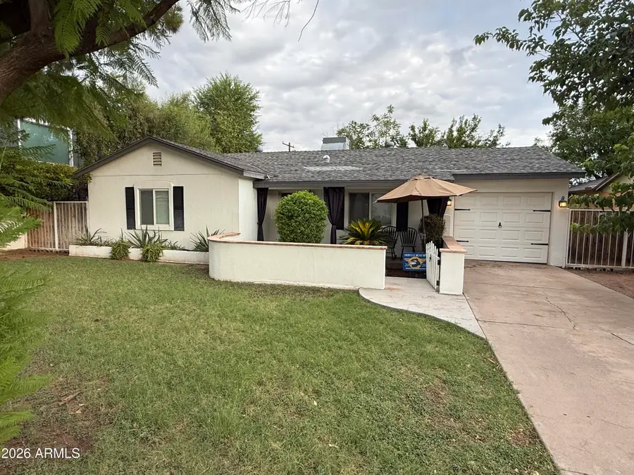 3907 E Devonshire Avenue, Phoenix, AZ 85018 - #2