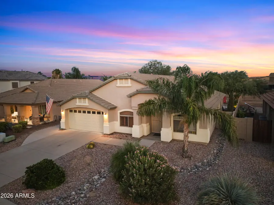 935 W Gascon Road, San Tan Valley, AZ 85143 - #2