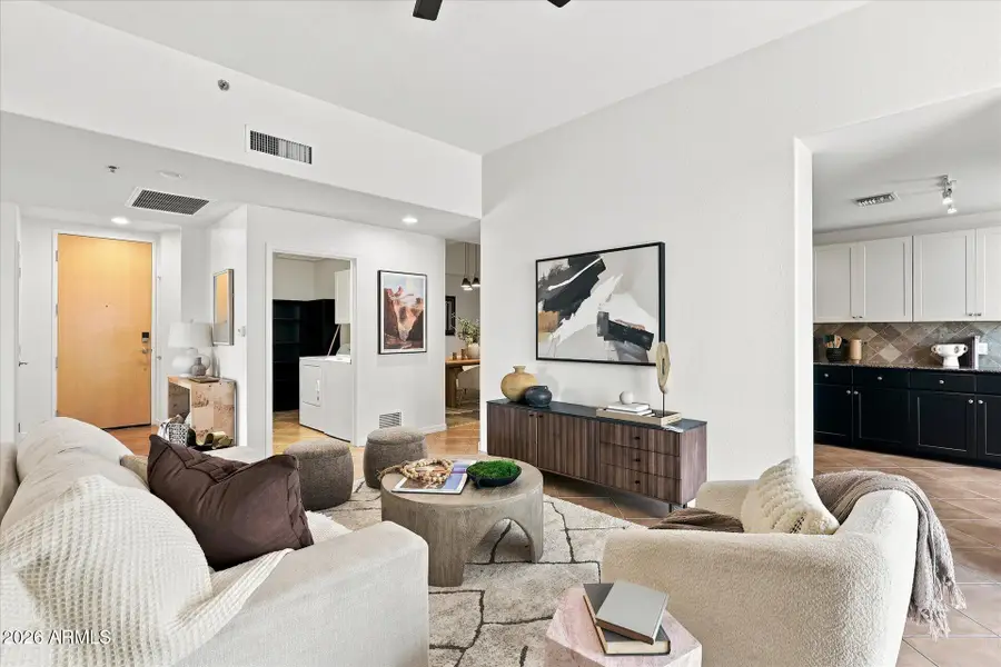 2302 N Central Avenue #313, Phoenix, AZ 85004 - #3