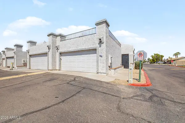 9249 N 47th Drive, Glendale, AZ 85302