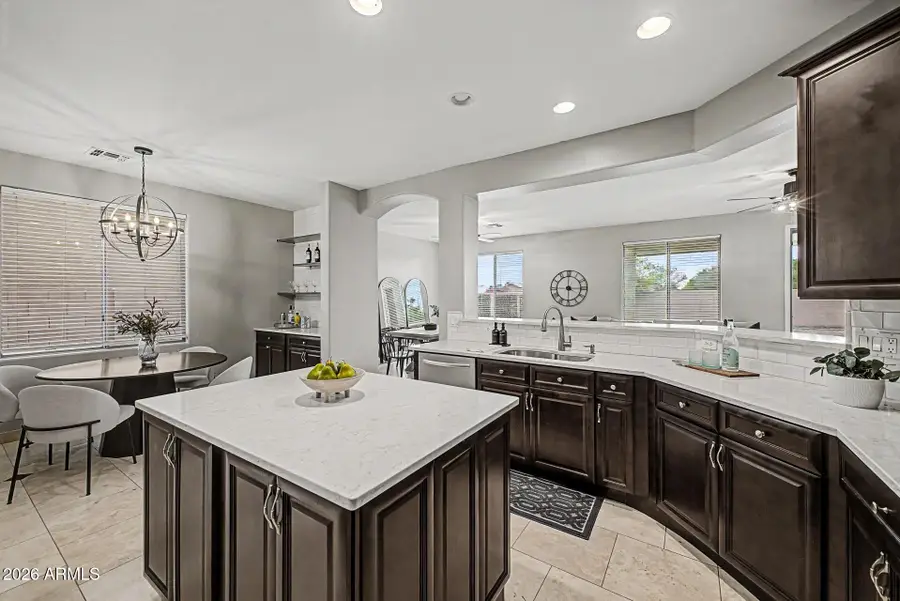 590 S Emerson Street, Chandler, AZ 85225 - #2