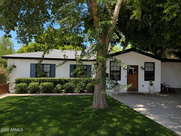 3501 E Piccadilly Road, Phoenix, AZ 85018