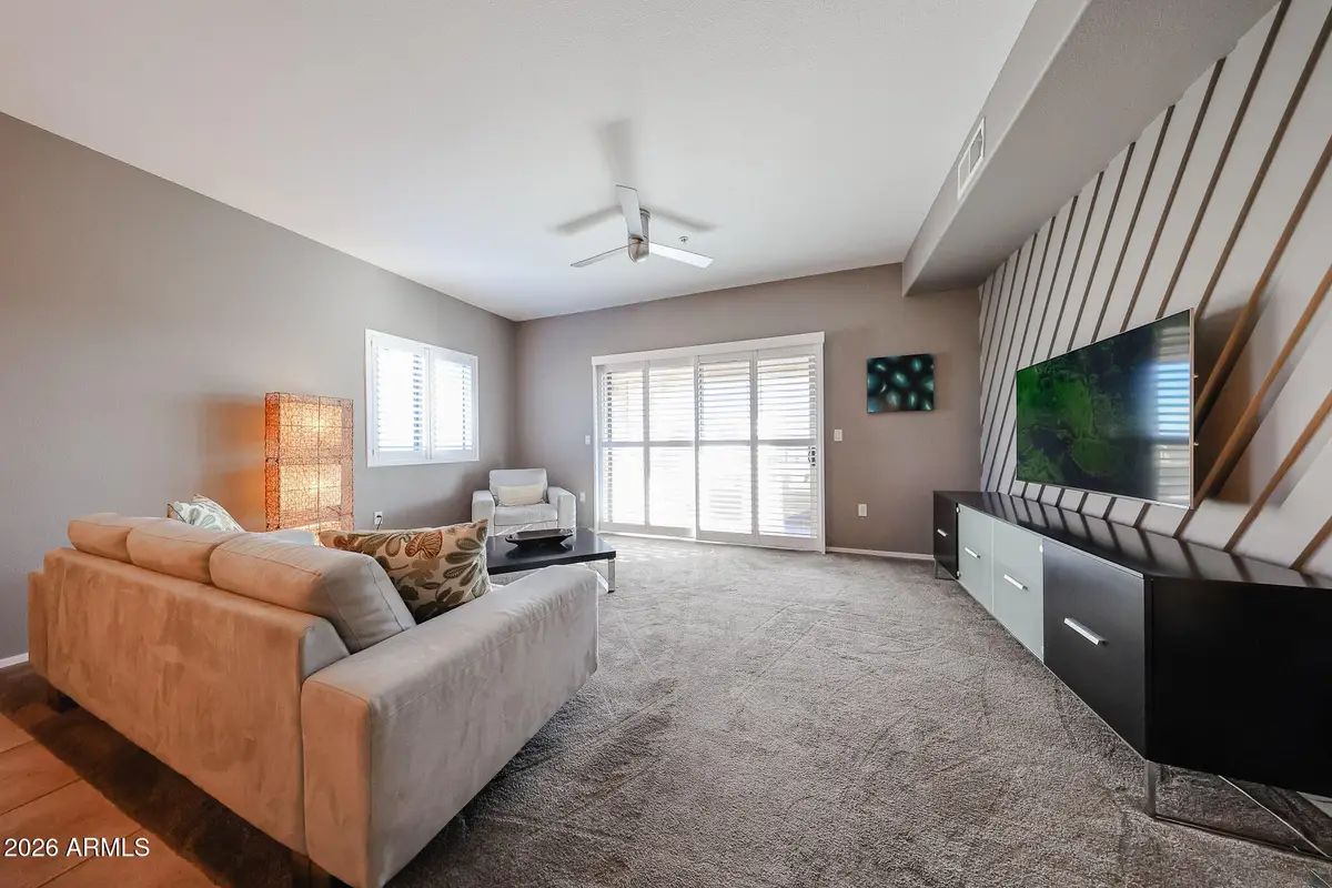 920 E Devonshire Avenue #4001, Phoenix, AZ 85014 - #1