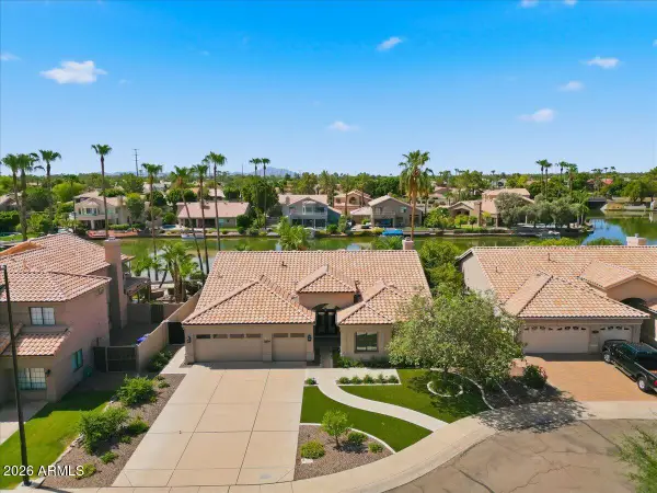 1819 E Monarch Bay Drive, Gilbert, AZ 85234