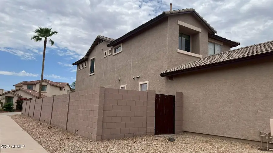 43339 W Rio Bravo Drive, Maricopa, AZ 85138 - #2