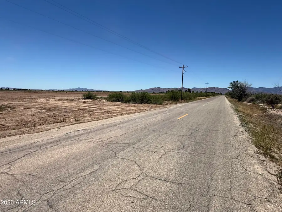 2135 W Old Stewart Road, Willcox, AZ 85643 - #2