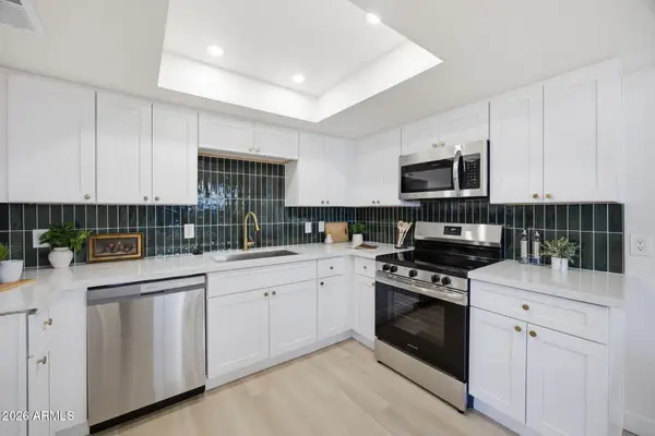 8011 N 49th Avenue, Glendale, AZ 85302
