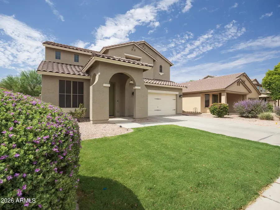 221 W Tahiti Drive, Casa Grande, AZ 85122 - #2