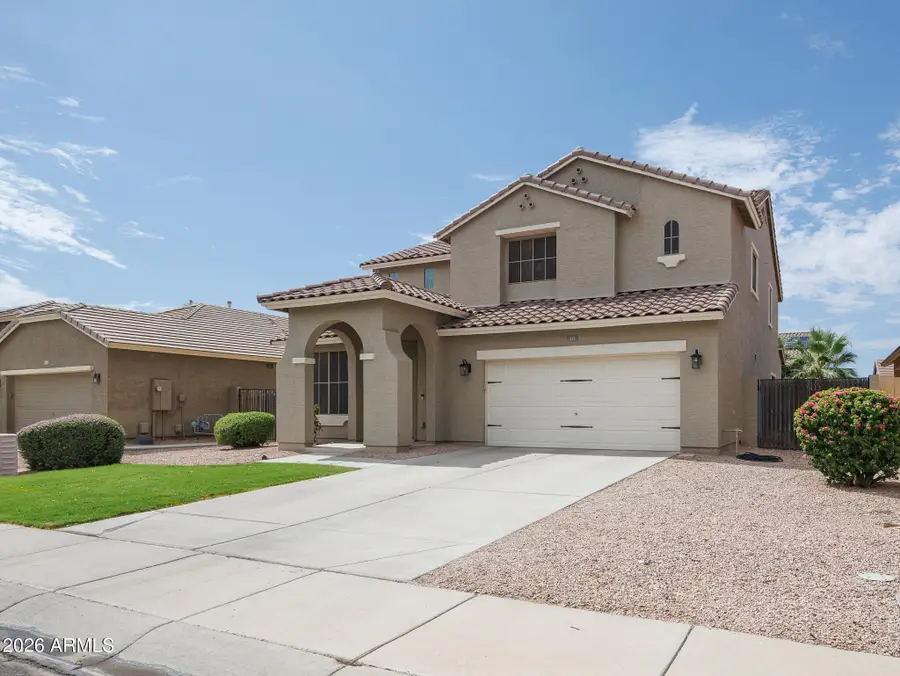 221 W Tahiti Drive, Casa Grande, AZ 85122 - #3