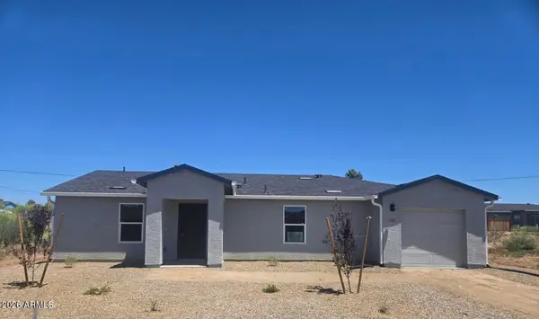 20182 E Lakeside Road, Mayer, AZ 86333