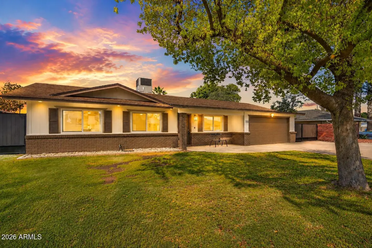 705 N Oracle Circle, Mesa, AZ 85203 - #1