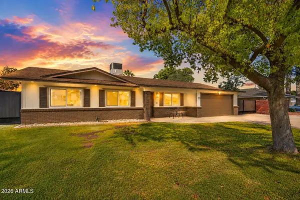 705 N Oracle Circle, Mesa, AZ 85203