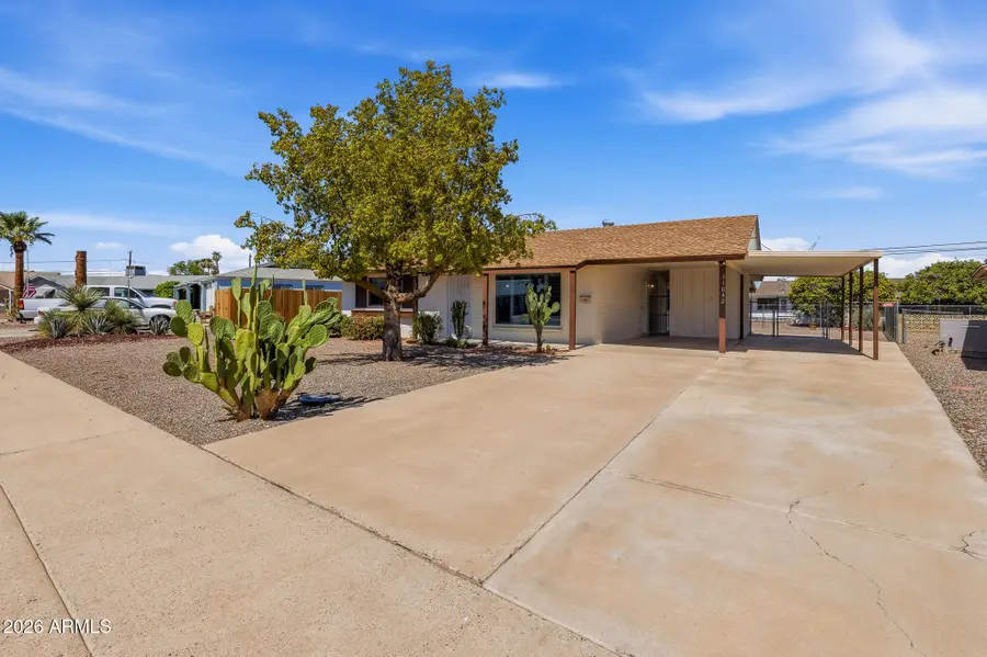 11042 W Canterbury Drive, Sun City, AZ 85351 - #3