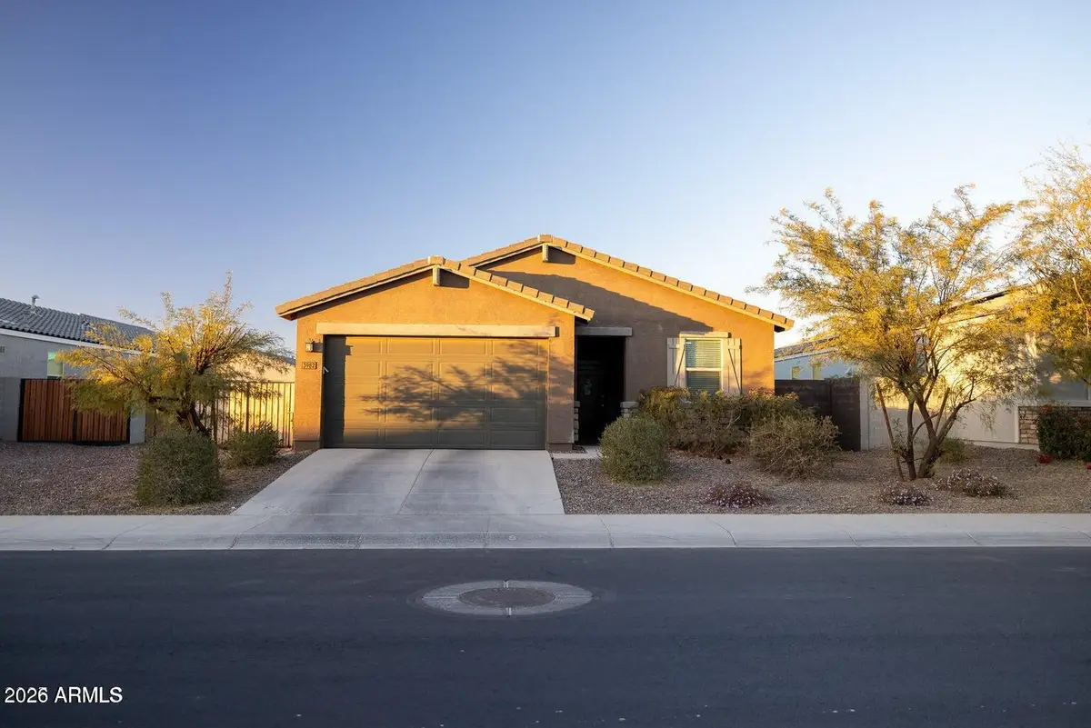 3982 E Sidesaddle Road, San Tan Valley, AZ 85140 - #1