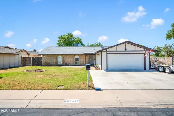 5647 W Vogel Avenue, Glendale, AZ 85302
