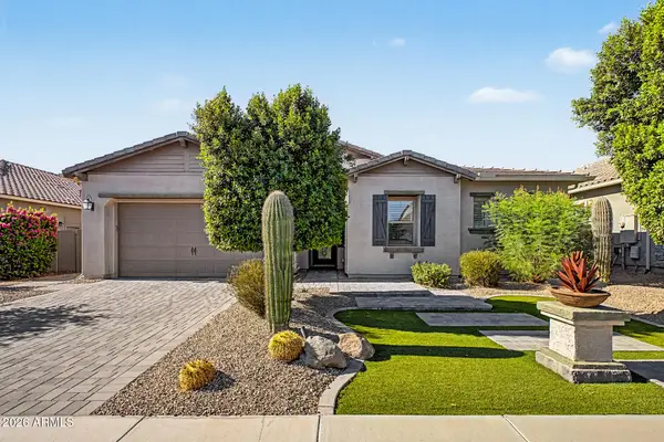 1132 E Holland Park Drive, Gilbert, AZ 85297