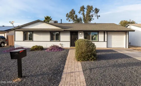 3726 E Winchcomb Drive, Phoenix, AZ 85032