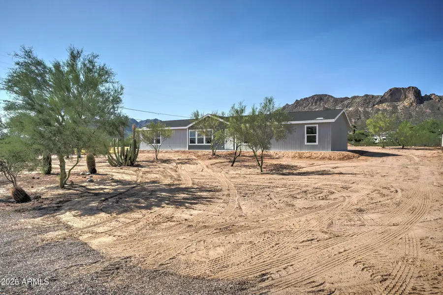 1170 W Frontier Street, Apache Junction, AZ 85120 - #2