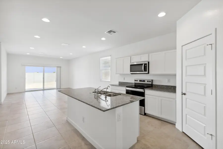 1357 W Shannons Way, Coolidge, AZ 85128 - #3