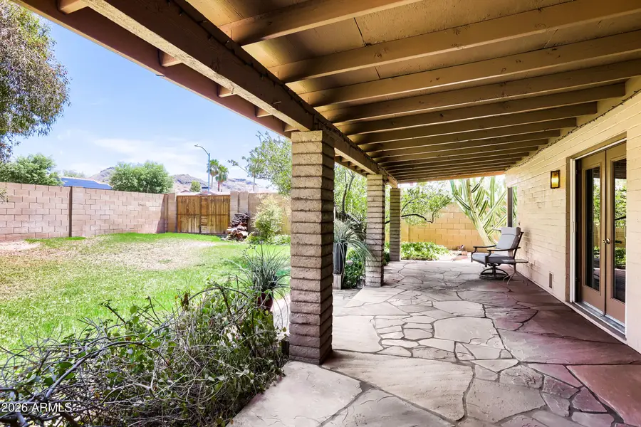 864 E Paradise Lane, Phoenix, AZ 85022 - #2