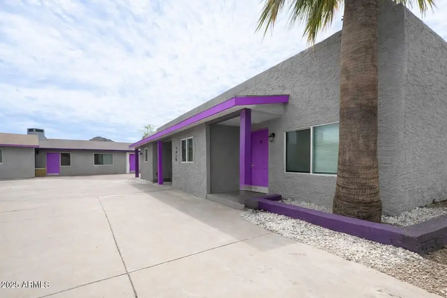 8939 N 8th Street, Phoenix, AZ 85020 - #2