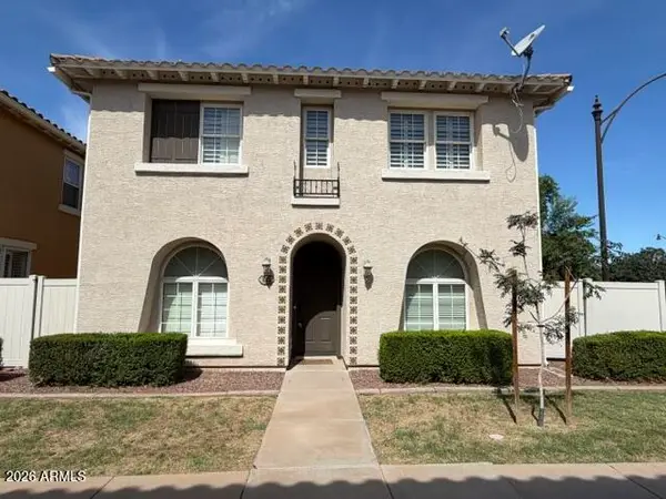 825 S Henry Lane, Gilbert, AZ 85296
