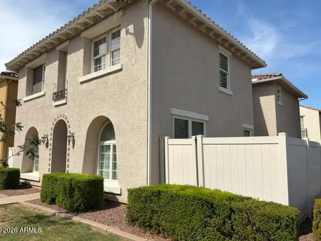 825 S Henry Lane, Gilbert, AZ 85296 - #2