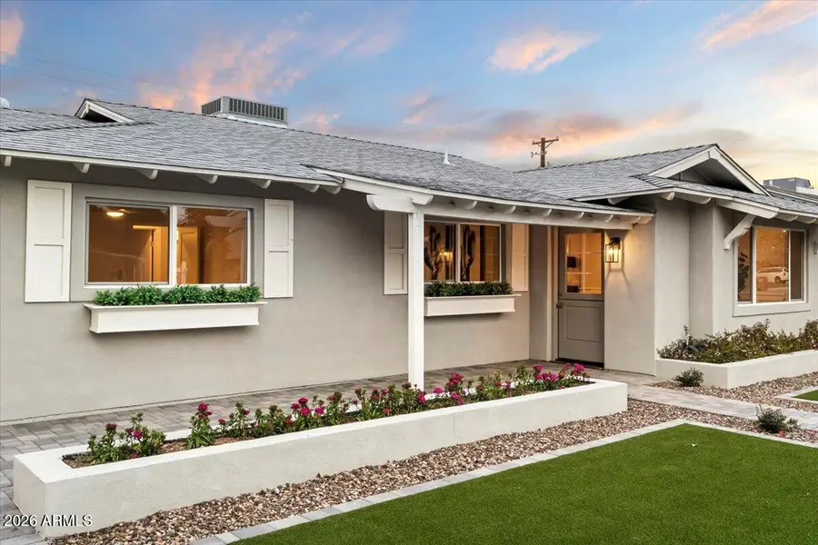 8638 E Highland Avenue, Scottsdale, AZ 85251 - #2