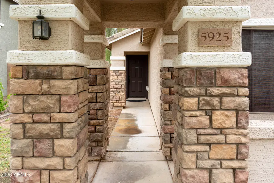 5925 S Banning Street, Gilbert, AZ 85298 - #3