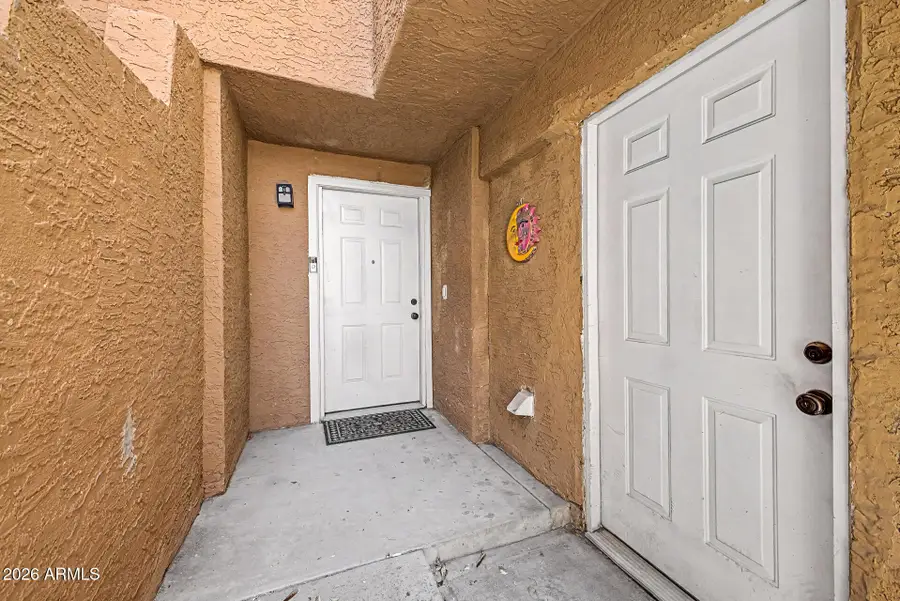 2202 W Glenrosa Avenue #9, Phoenix, AZ 85015 - #3