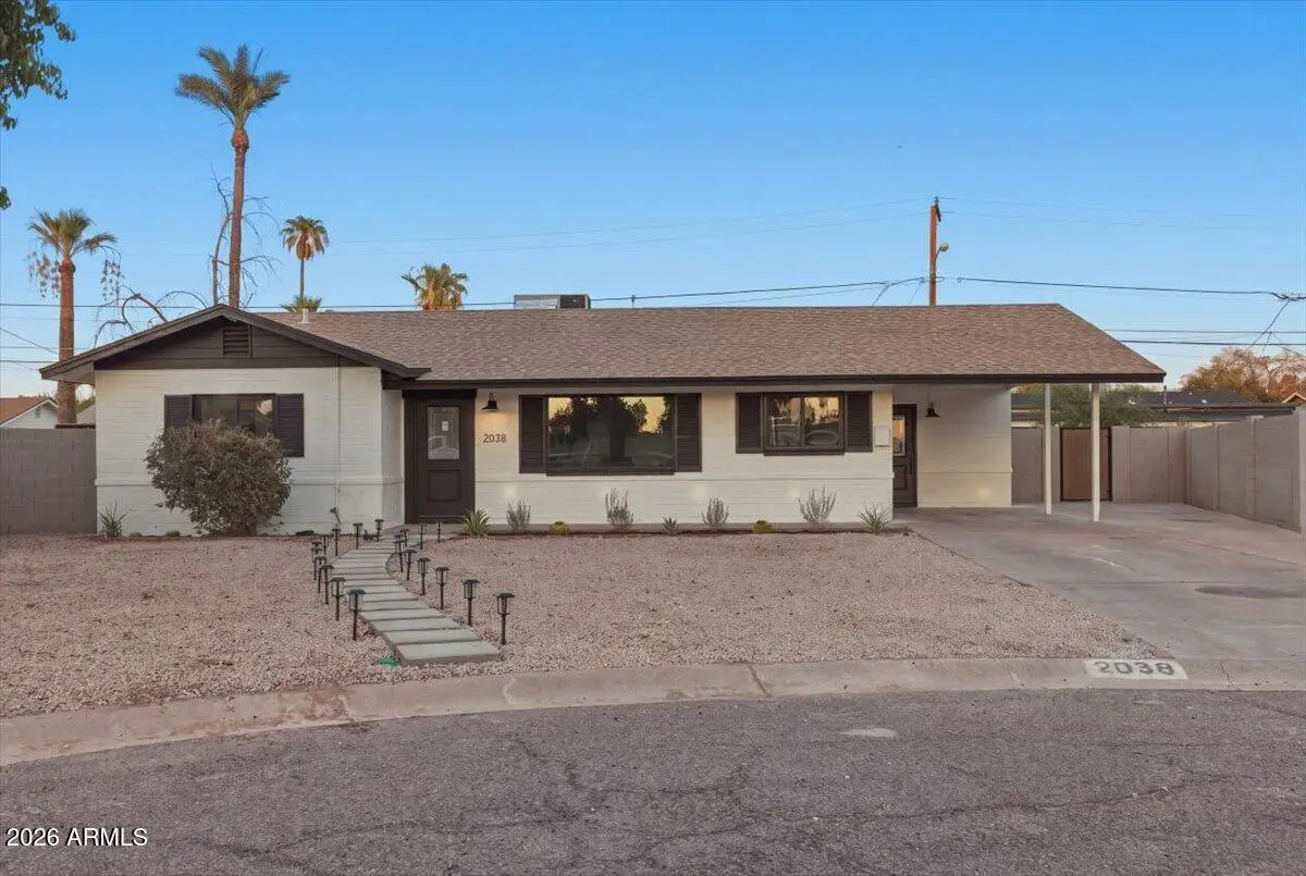2038 E Cheery Lynne Road, Phoenix, AZ 85016 - #1