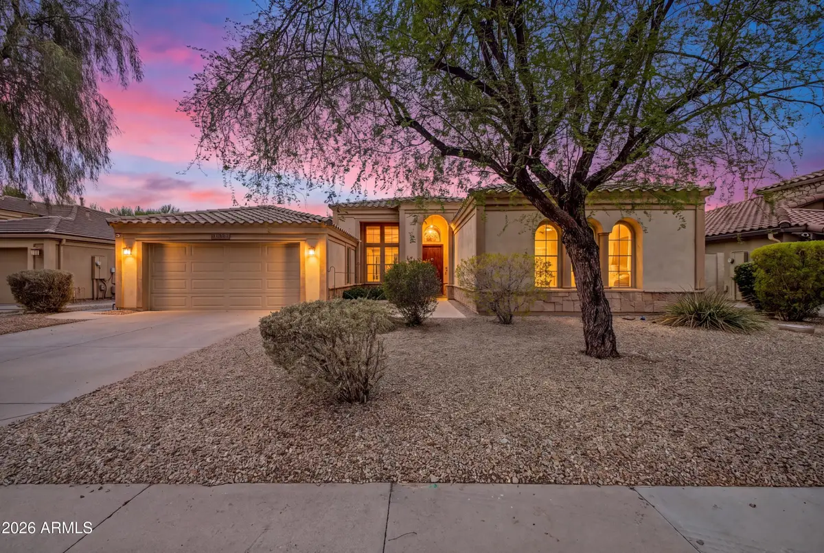 18194 W Estes Way, Goodyear, AZ 85338 - #1