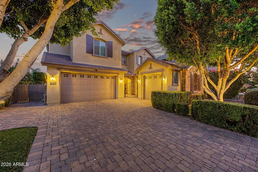 823 E Horseshoe Place, Chandler, AZ 85249 - #3