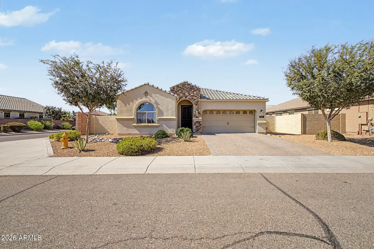 172 E Crescent Place, Chandler, AZ 85249 - #1