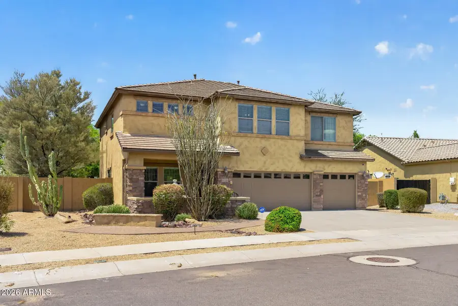 1442 S 167th Drive, Goodyear, AZ 85338 - #2