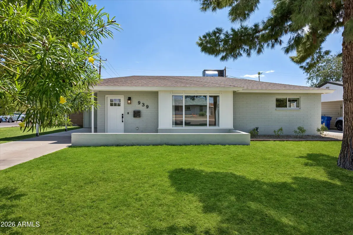 939 E Berridge Lane, Phoenix, AZ 85014 - #1